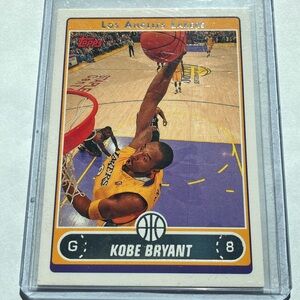 2006 Topps Kobe Bryant LA Lakers Basketball Card NM+
